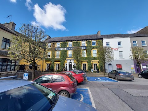 Listowel Arms Hotel