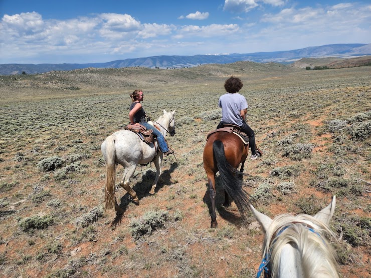 E & H Guide Service, Laramie, WY