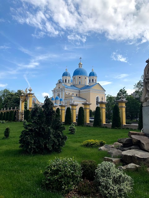 Церква Святого Володимира