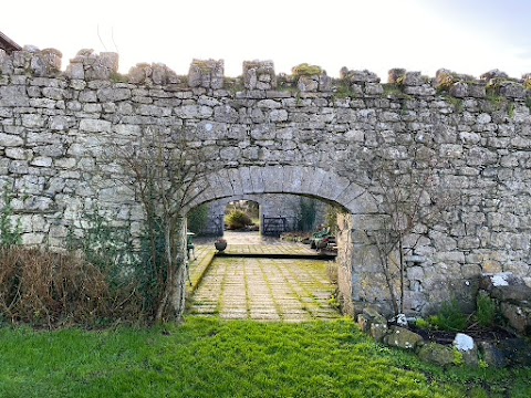 Kilcolgan Castle