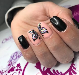 Cristina’s Nails & Beauty