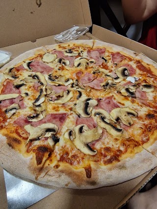 Pizza Z Piecca