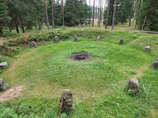 Rezerwat Archeologiczny - "Kręgi Kamienne" w Grzybnicy