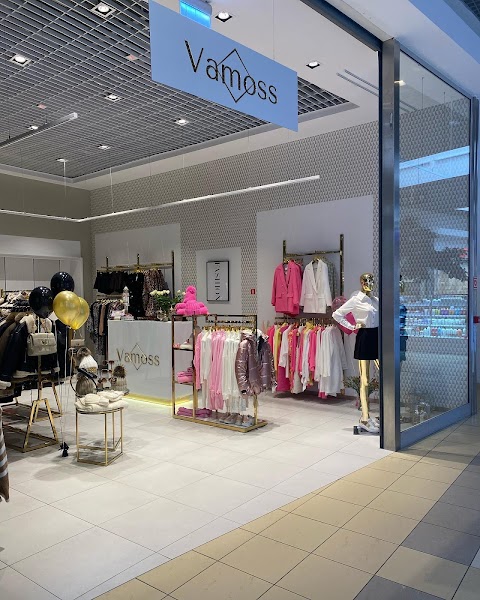 Butik damski Vamoss - sklep z ubraniami dla kobiet - sukienki - płaszcze - odzież damska