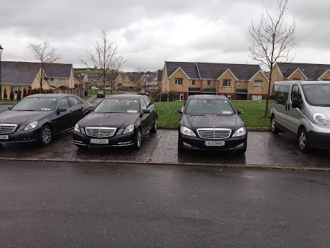 Exec Cars ,Chauffeur Service And Limousine Hire.