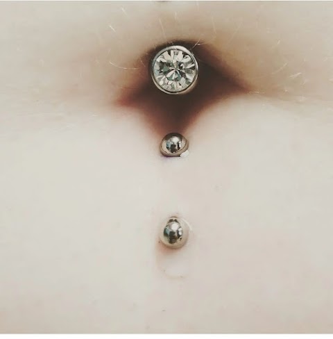 Ink & Earth Tattoo, Piercing