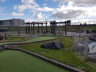 Leisureland Mini Golf