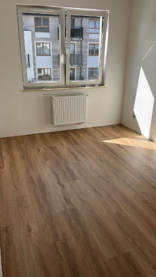 Vinylownia Wrocław ul. Karmelkowa Salon podłóg winylowych i drzwii