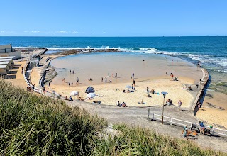 Newcastle Canoe Pool