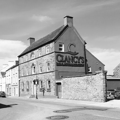 Clancy's Bar & Guesthouse