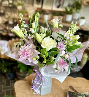 Strelitzia’s Florist & Irish Craft Shop