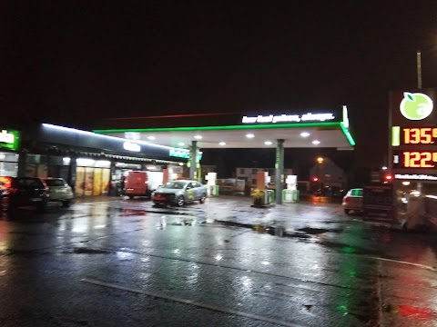 Hanlon's Gala Service Station