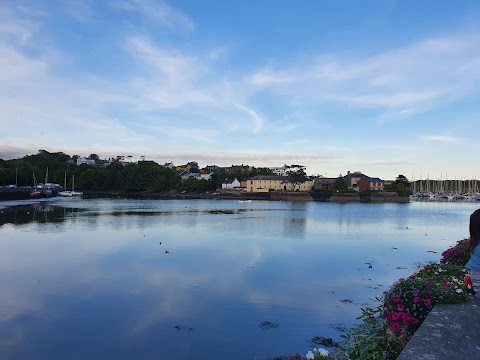 The Waterfront Dingle