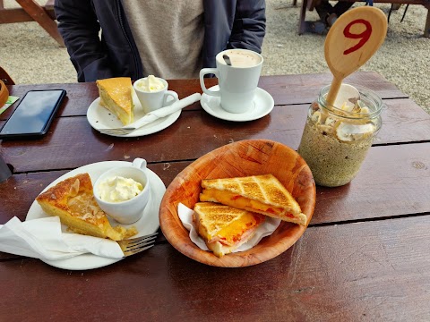 The Hungry Hiker Cafe