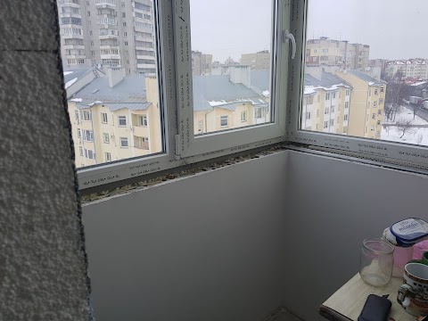 Металопластикові вікна REHAU у Львові