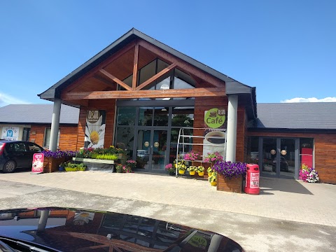 D & M Garden Centre and Restaurant