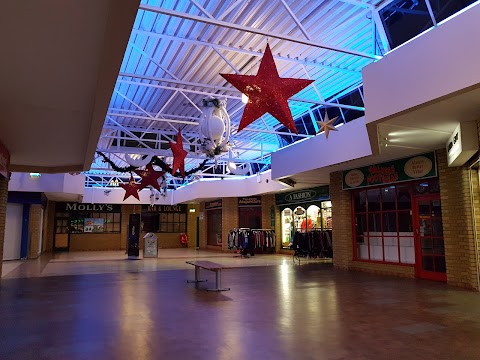 Tullamore Shopping Centre Barbershop