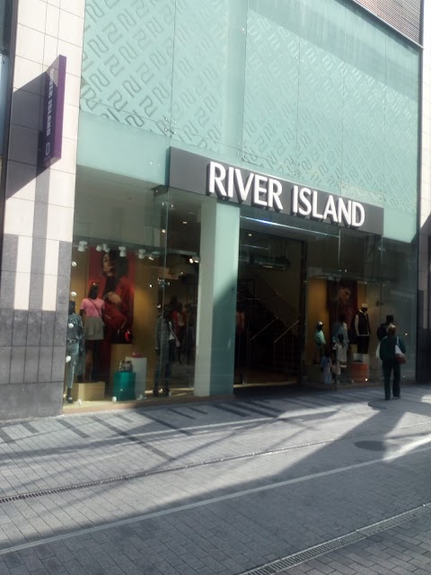 River Island