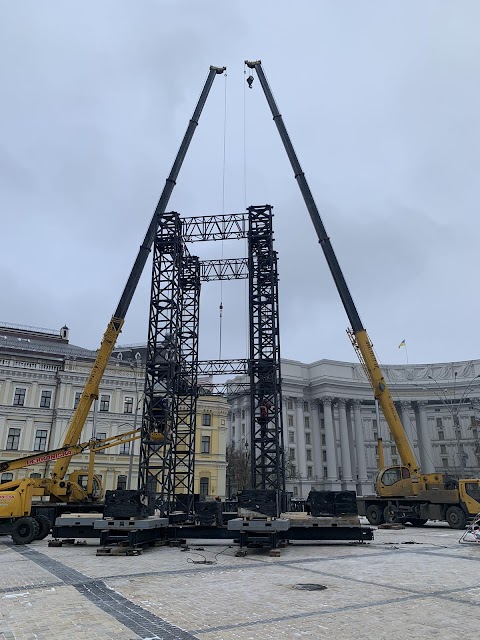 Оренда автокрана Київ. Оренда спецтехніки.