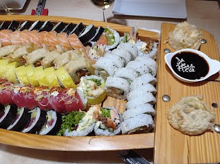 Restauracja Hikari Koi Sushi - Mokotów, Wilanów