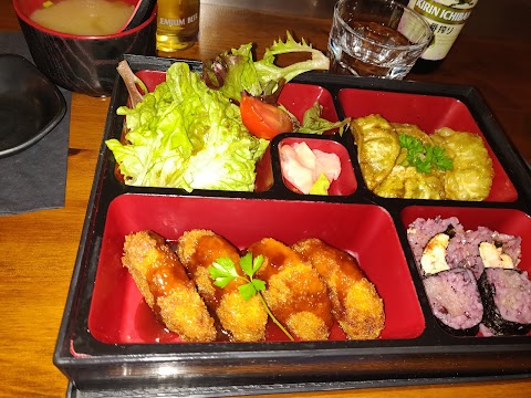 Tomodachi Sushi Bar