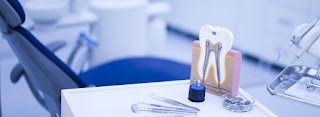 Premium Clinic - Stomatolog | Dentysta | Pruszcz Gdański | Leczenie kanałowe | Protetyka | Implanty | Usuwanie ósemek