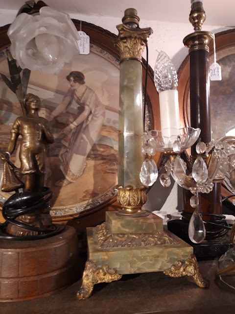 castlelodge antiques