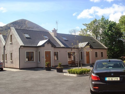 Croagh Patrick Lodge & Cottages