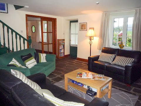 Trident Holiday Homes - Stone Cottage Kenmare