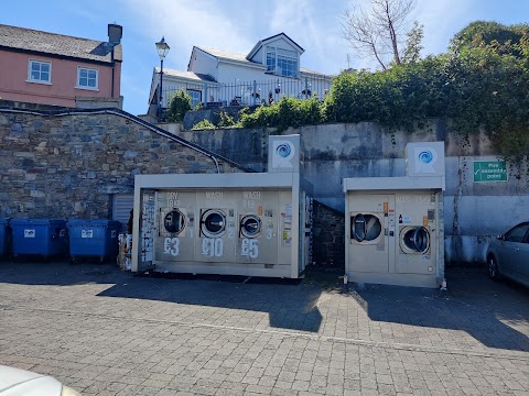 Revolution Laundry Centra Westport