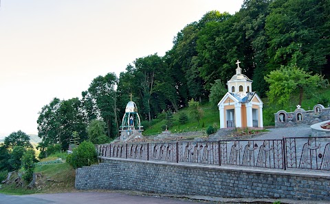 Малоберезнянський монастир Отців Василіян