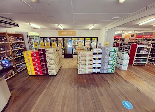 Liquorland Coomera Lodge Bottleshop