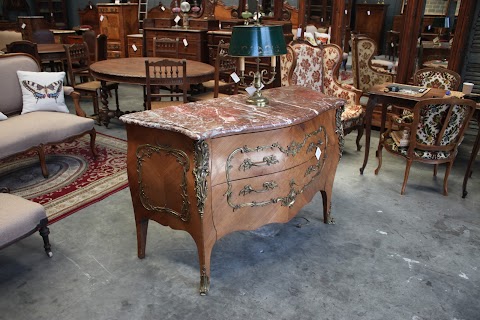 J.C.VINTAGE FURNITURE