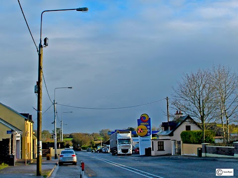 Maxol Service Station, Mulcair's