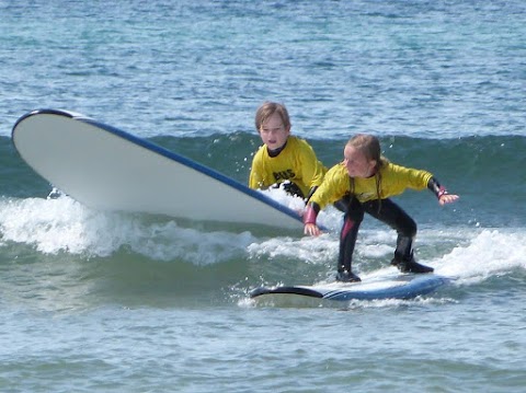 Ben's Surf Clinic Surf School surf shop Lahinch