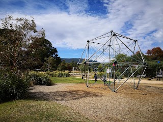 Woodend Children's Park