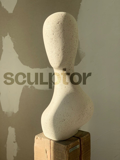 Sculptor Lipki