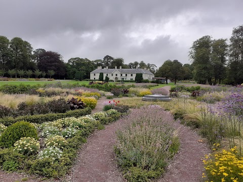 Killarney House and Gardens