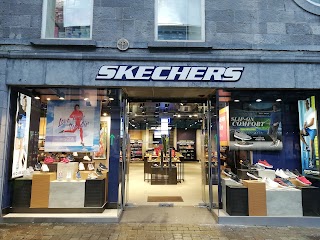 Skechers