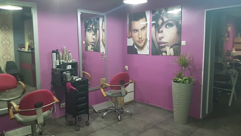 Salon Fryzjersko-Kosmetyczny Layla, Hairdresser And Cosmetic Theraphy