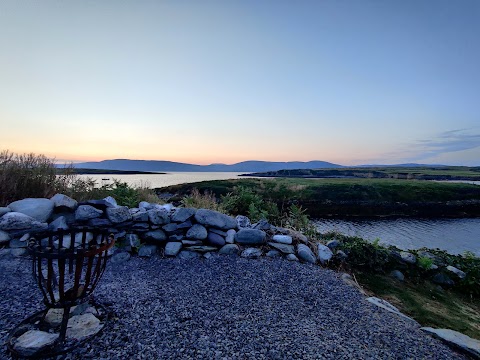 Dunmanus Pier Cottage Holiday Rental