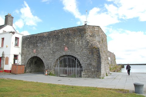 City Sightseeing Galway - Hop-On Hop-Off Open-Top Bus Tours