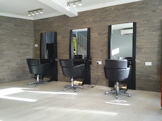 Ash hair studio