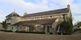 Coach House at Cliff hotel