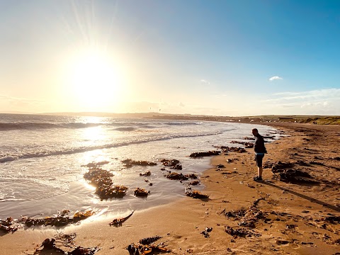 Garylucas Beach Car Park