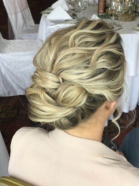 Chloe Cornu Freelance Hairstylist