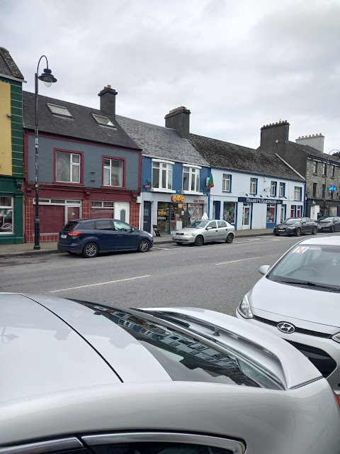 Smyth's Newsagents & Bookstore