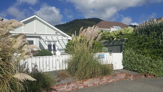 Guthrie Cottage Luxury Beachfront Accommodation