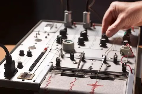 Поліграф Львів детектор брехні POLYGRAPH.one