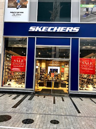 Skechers